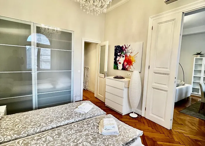 Domira Four Reasons Apartment Prag